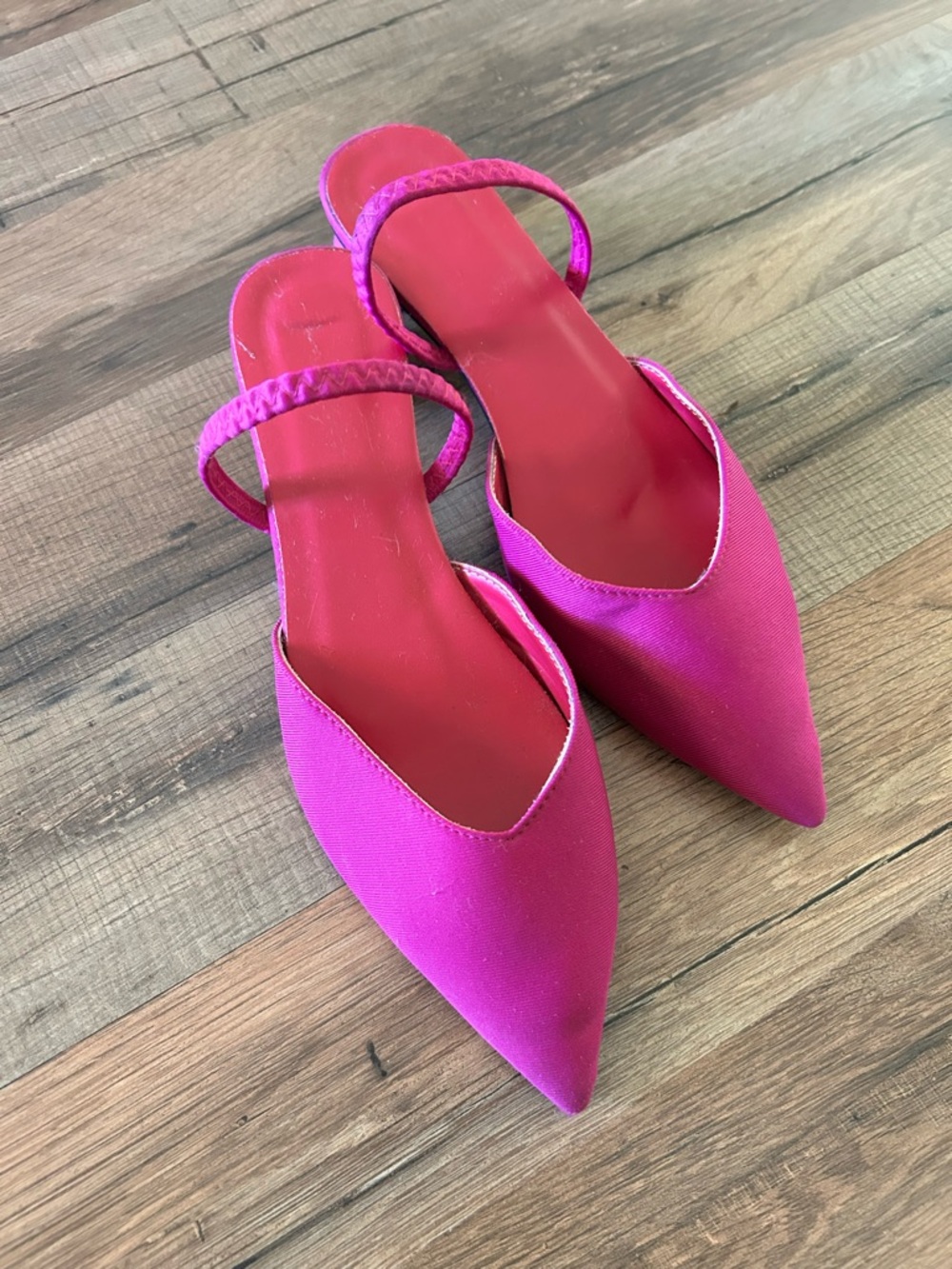 Women’s Pointed-Toe Pink Slingback Flats